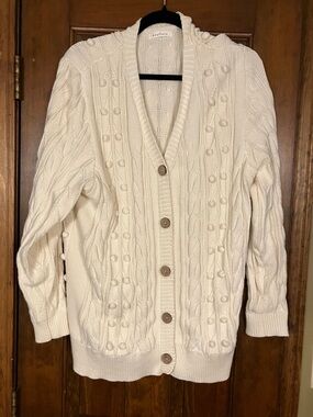 Neuflora cream cardigan